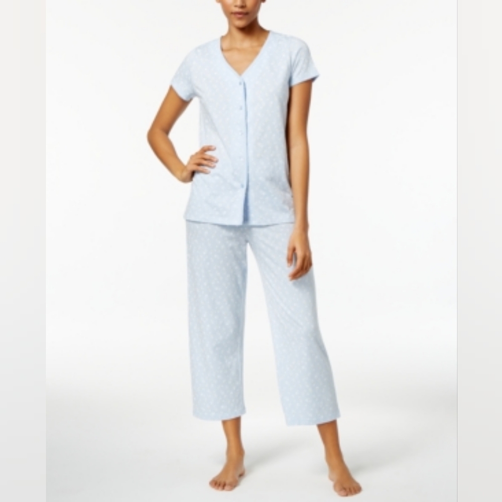 Basic pajama cropped pants set. Button down top . Blue paisley print Nwot